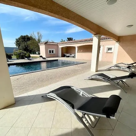 Private Swimming Pool & Jacuzzi Magnifique Provencale *